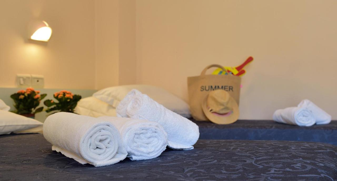Hotel Oltremar B&B Cattolica Dış mekan fotoğraf