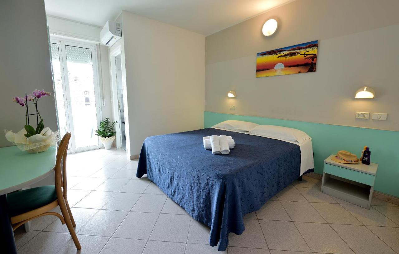 Hotel Oltremar B&B Cattolica Dış mekan fotoğraf